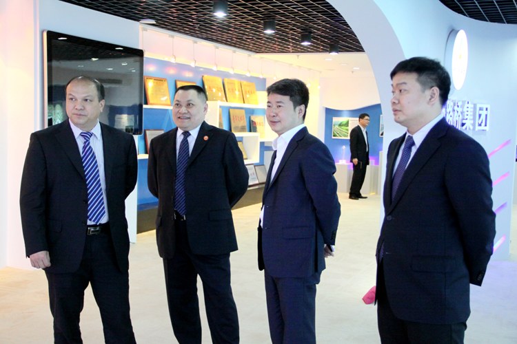 AG超玩会电竞俱乐部(中国区)·集团