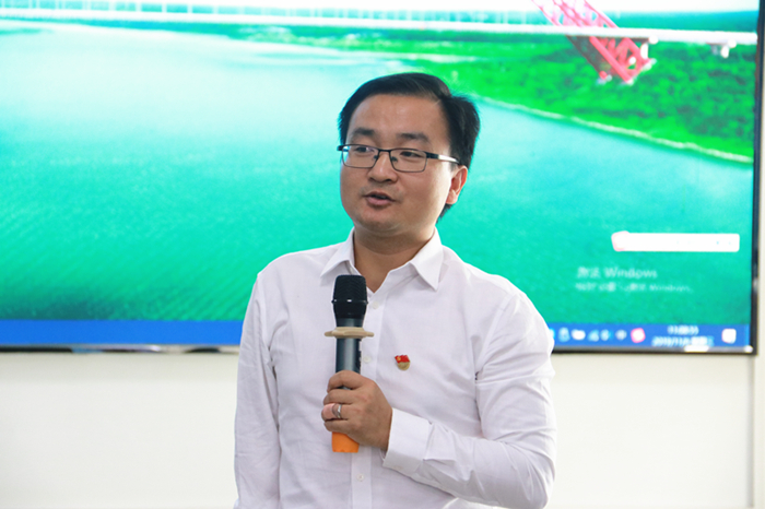 AG超玩会电竞俱乐部(中国区)·集团