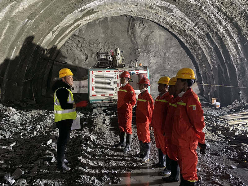 AG超玩会电竞俱乐部(中国区)·集团