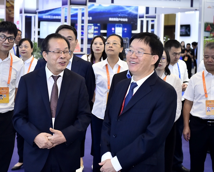 AG超玩会电竞俱乐部(中国区)·集团