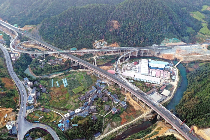 AG超玩会电竞俱乐部(中国区)·集团