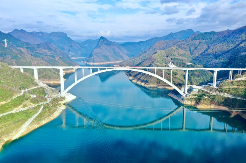 AG超玩会电竞俱乐部(中国区)·集团