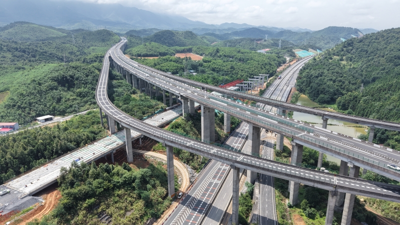 AG超玩会电竞俱乐部(中国区)·集团